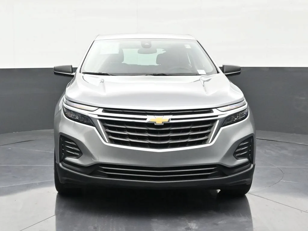 2024 Chevrolet Equinox LS photo 8