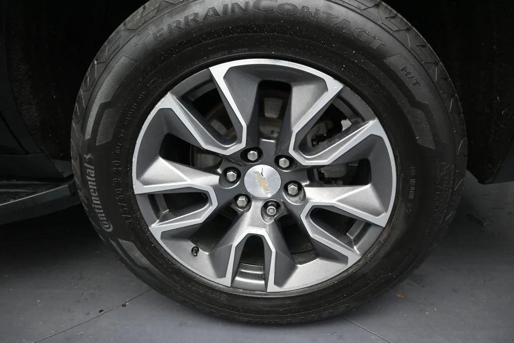 2022 Chevrolet Tahoe LT photo 10