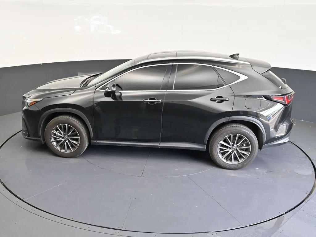 2025 Lexus NX 350 Premium photo 10