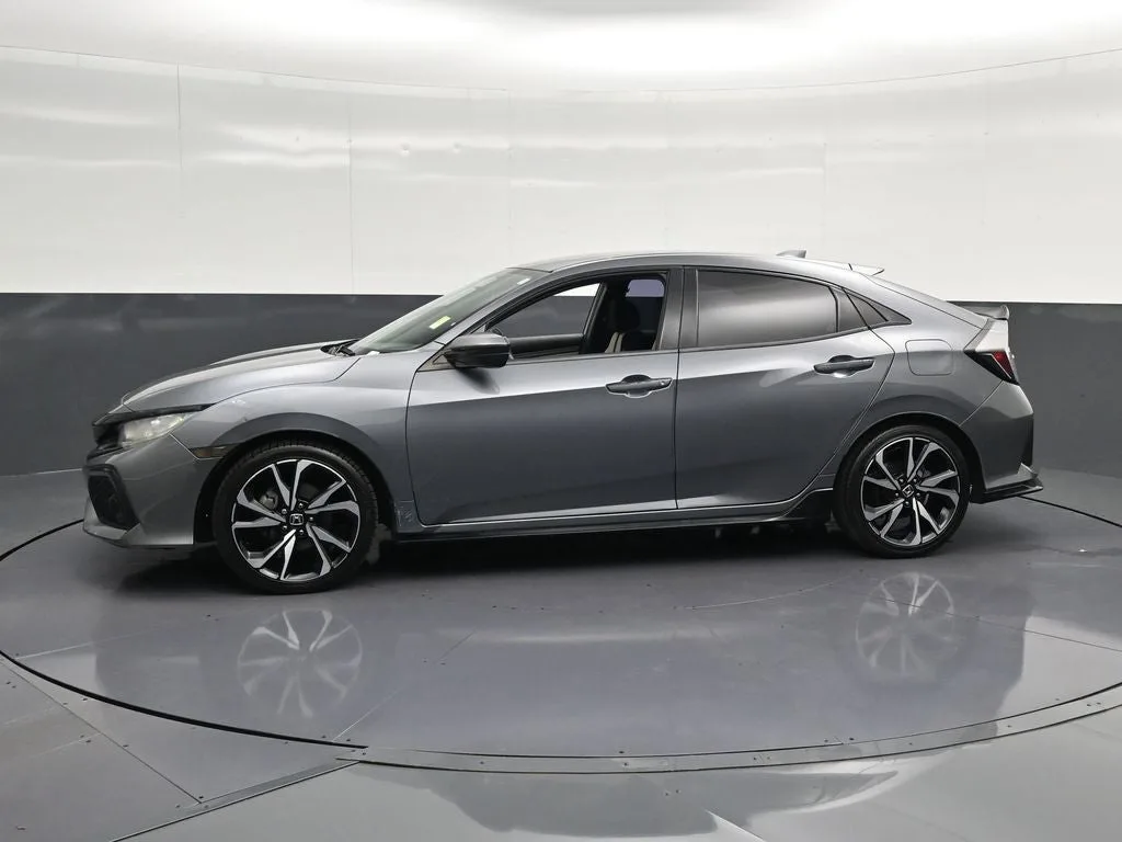 2018 Honda Civic Sport photo 7