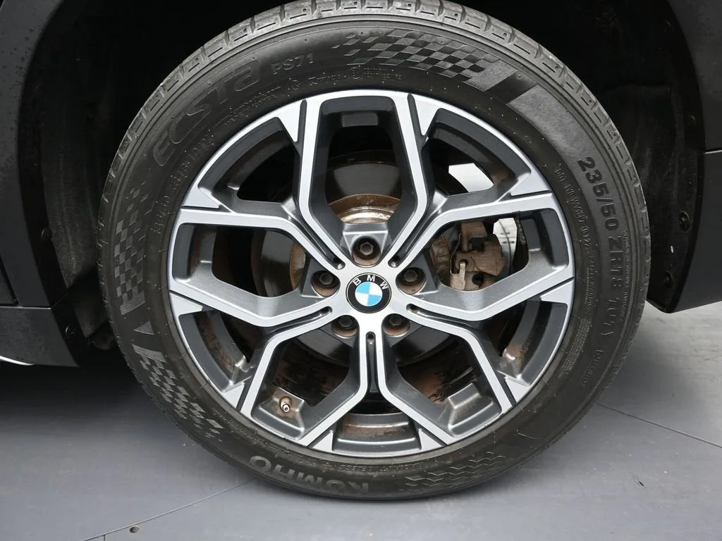 2021 BMW X1 sDrive28i photo 10