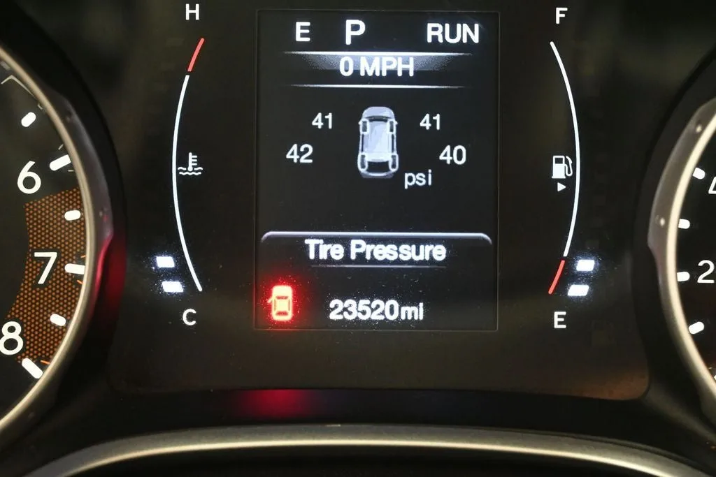 2021 Jeep Compass Latitude photo 11