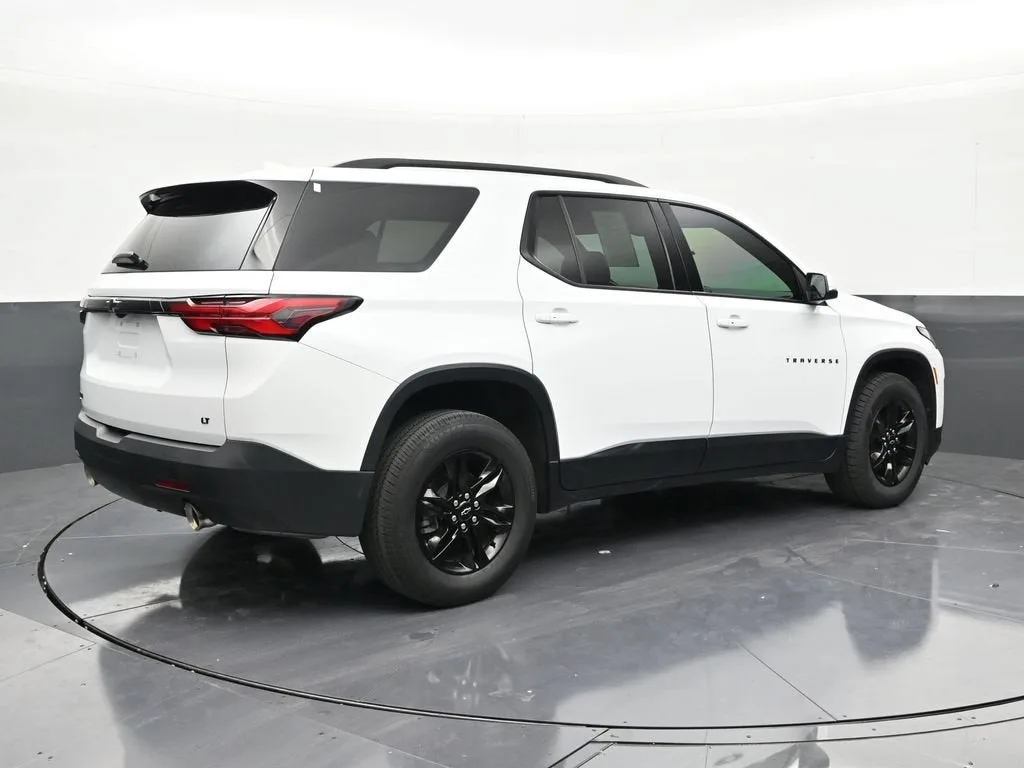 2024 Chevrolet Traverse Limited LT Cloth photo 5