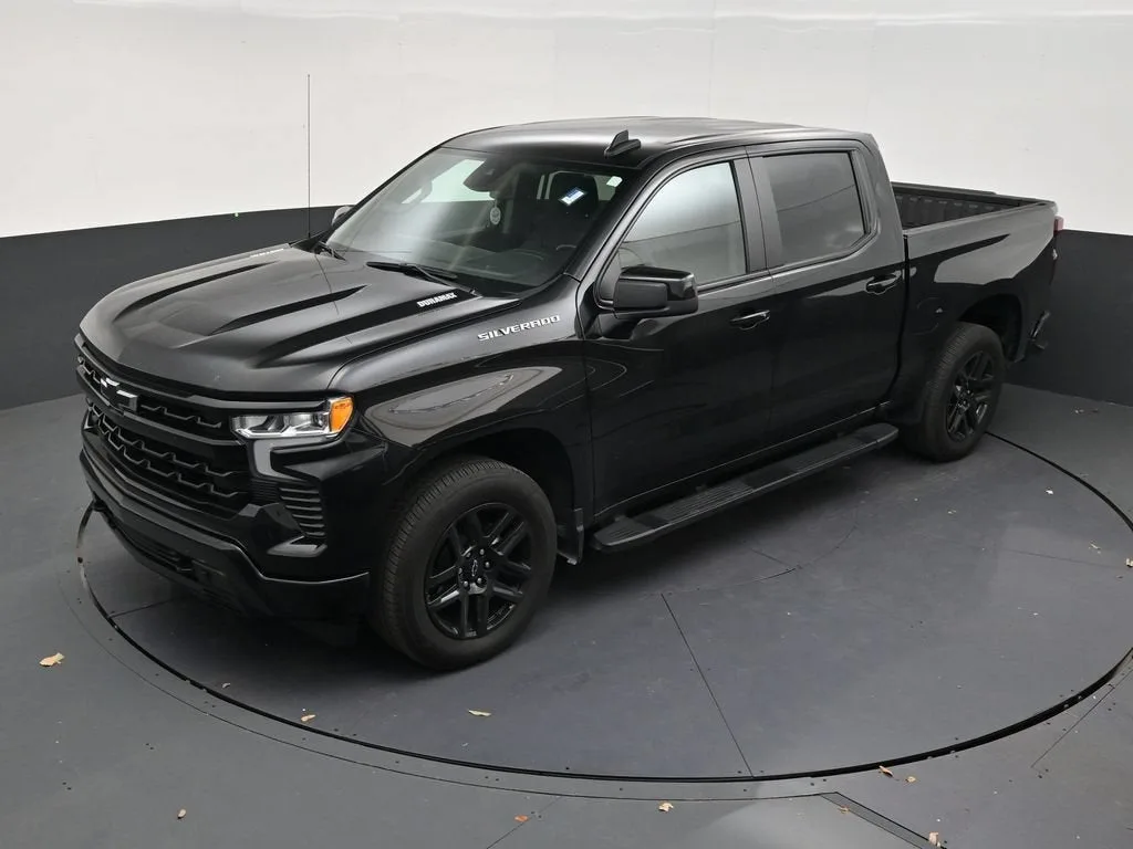 2025 Chevrolet Silverado 1500 RST photo 12
