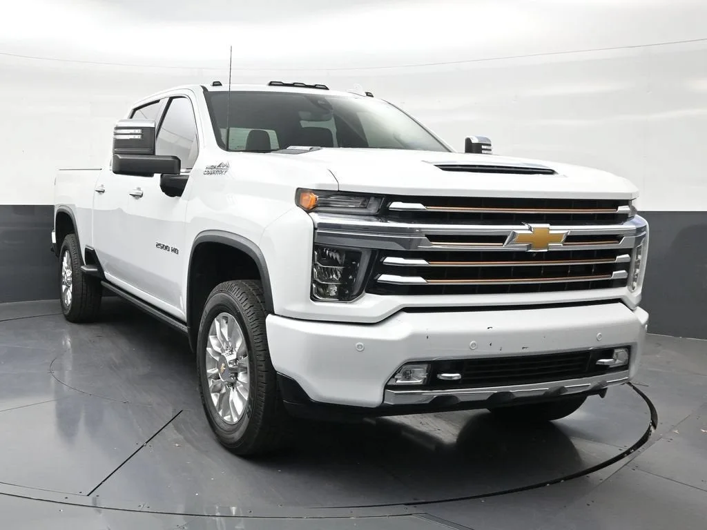 2023 Chevrolet Silverado 2500 HD High Country photo 7