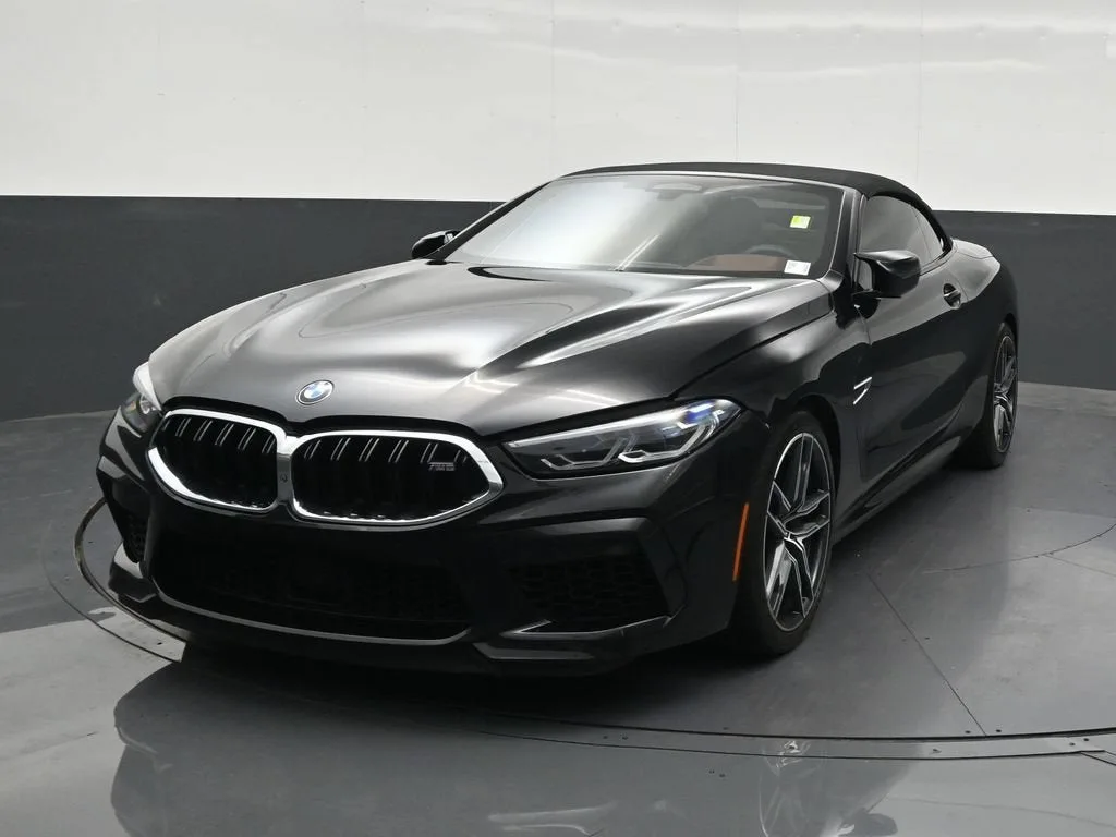 2020 BMW M8 2DR CONV photo 9