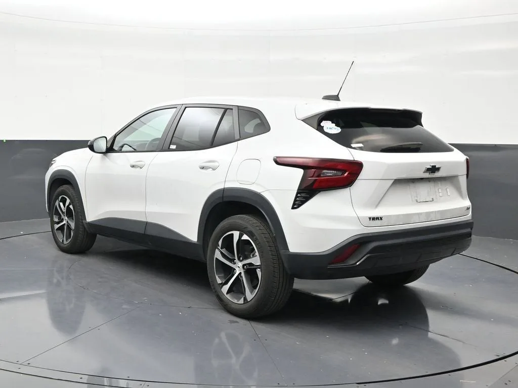 2024 Chevrolet Trax 1RS photo 3
