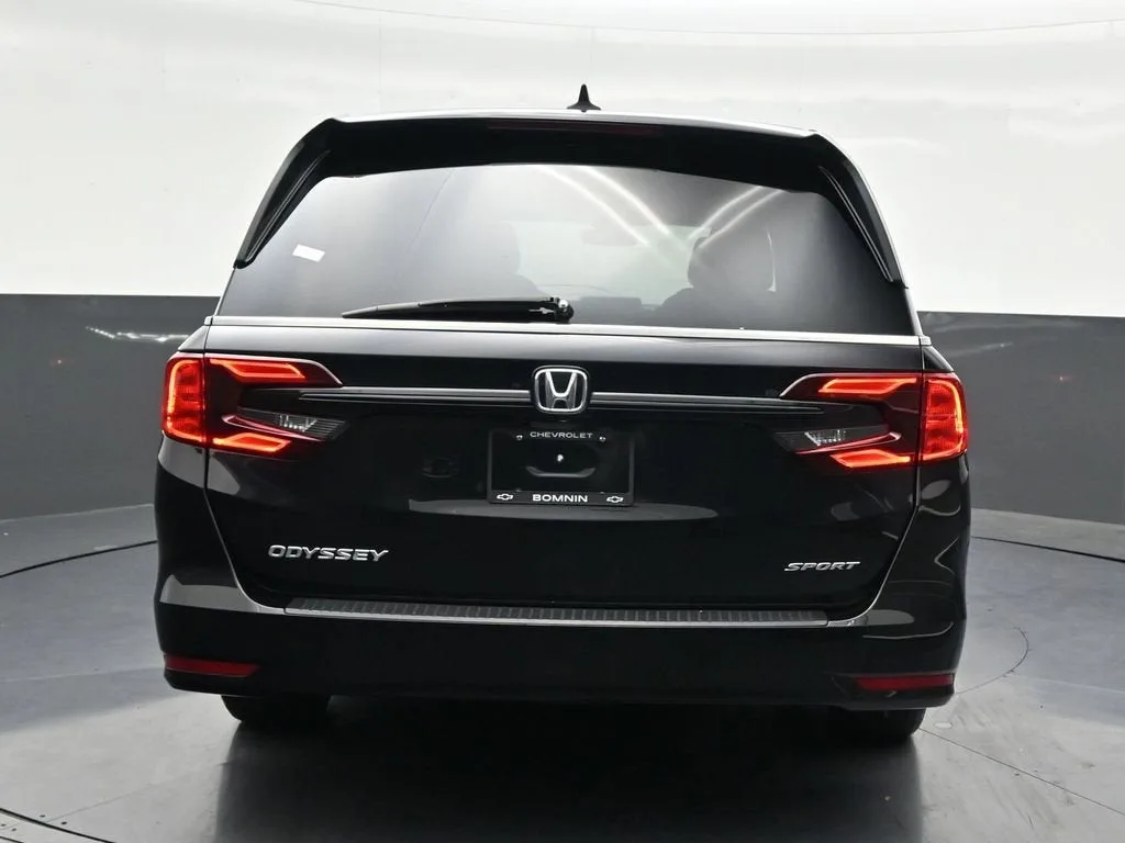 2024 Honda Odyssey Sport photo 4