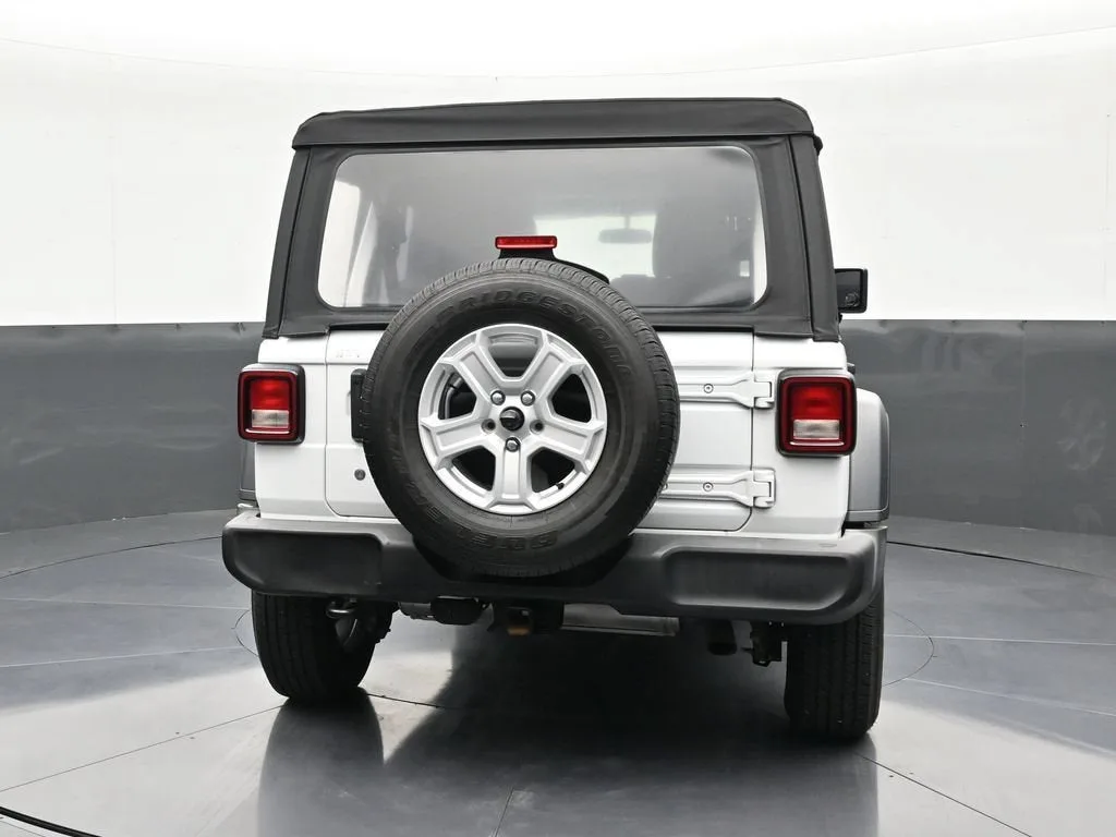 2018 Jeep Wrangler Unlimited Sport 4x4 photo 4