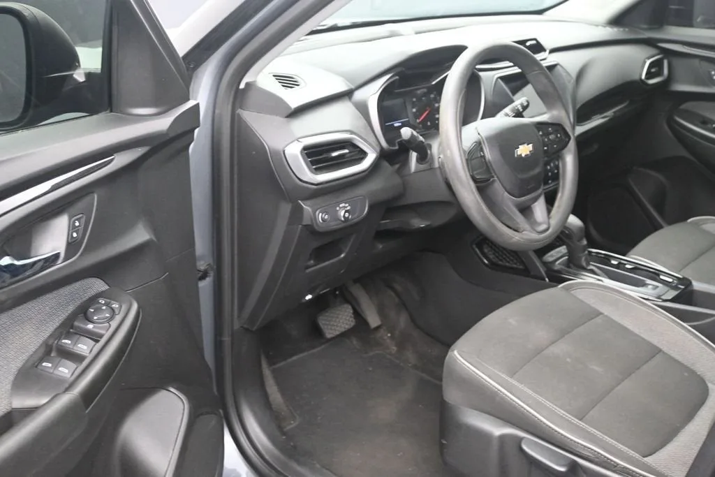 2021 Chevrolet Trailblazer LS photo 10