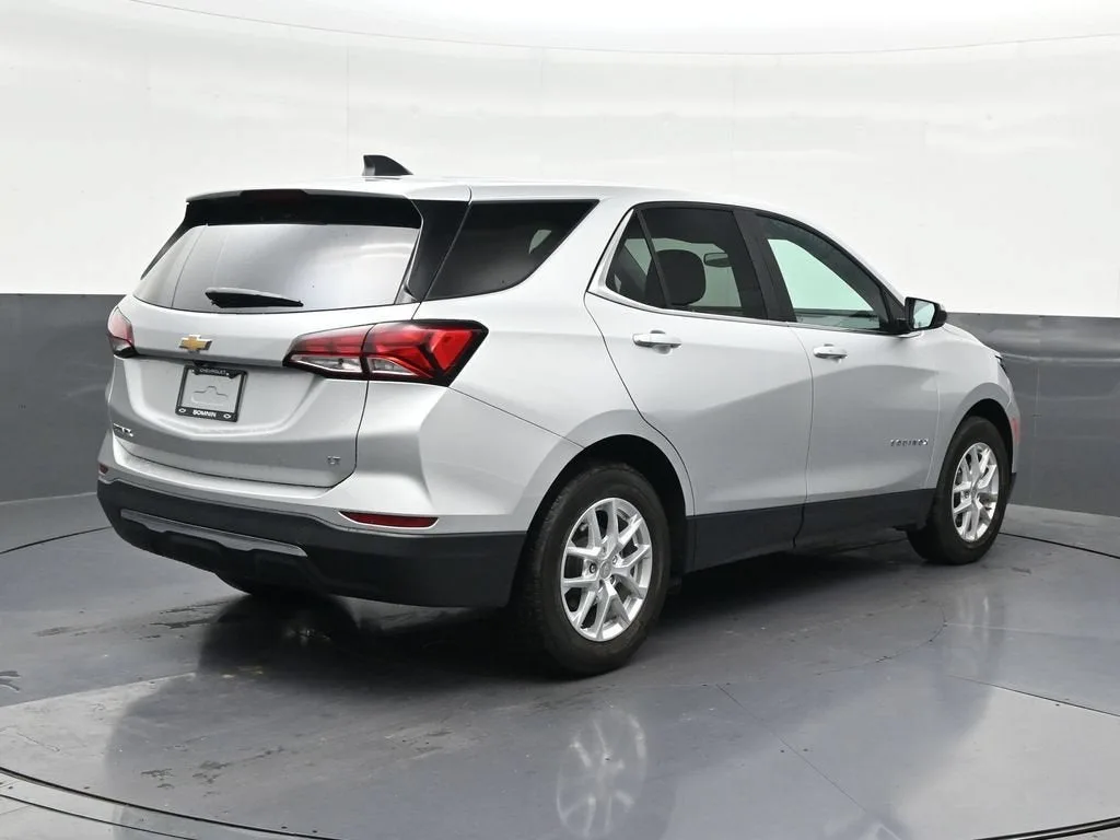 2022 Chevrolet Equinox LT photo 5