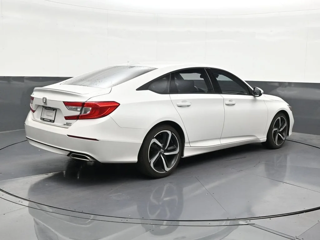 2020 Honda Accord Sport 2.0T photo 5