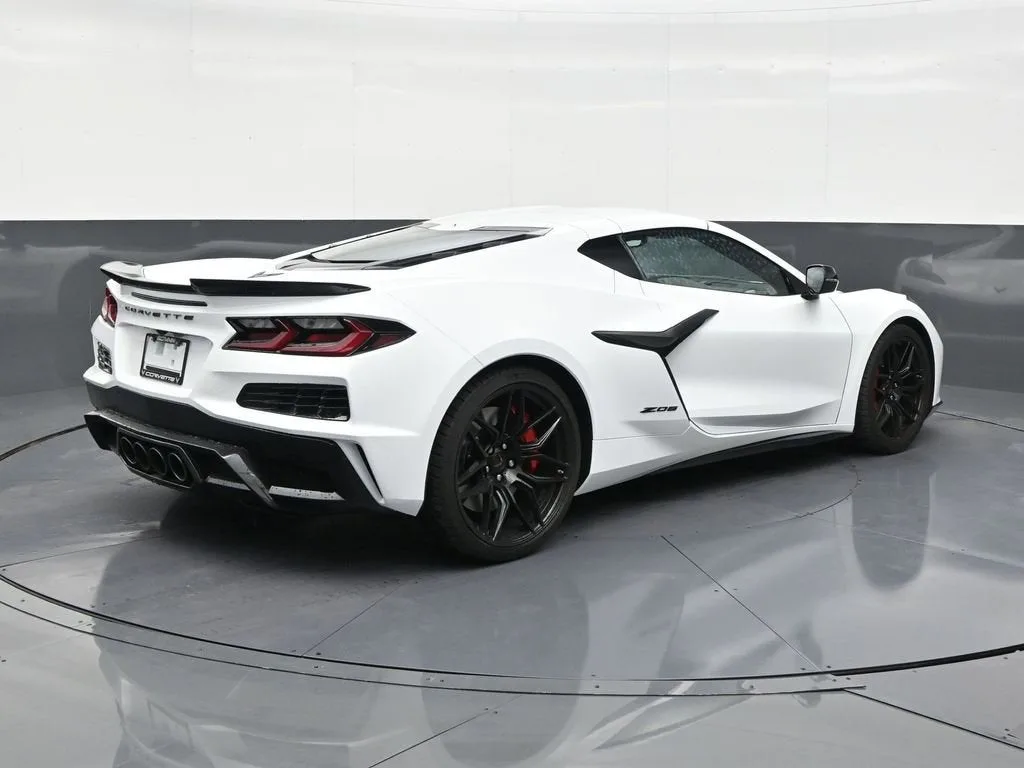 2026 Chevrolet Corvette Z06 1LZ photo 5