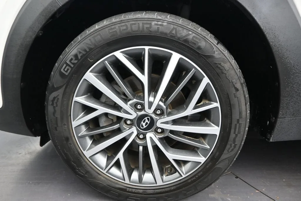 2020 Hyundai Tucson SEL photo 11