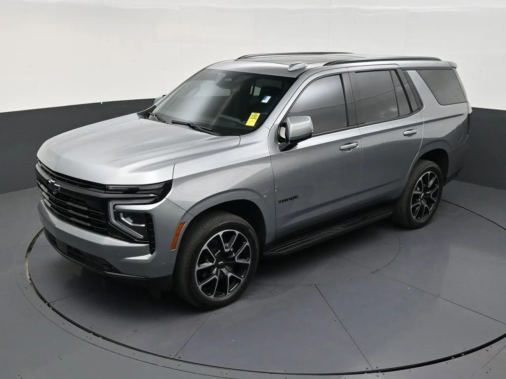 2025 Chevrolet Tahoe RST photo 12