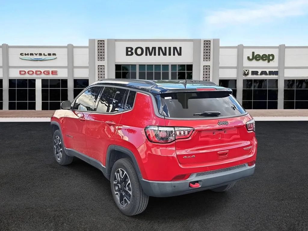 2021 Jeep Compass Trailhawk 4x4 photo 3