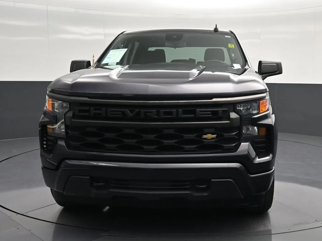 2023 Chevrolet Silverado 1500 Custom photo 6