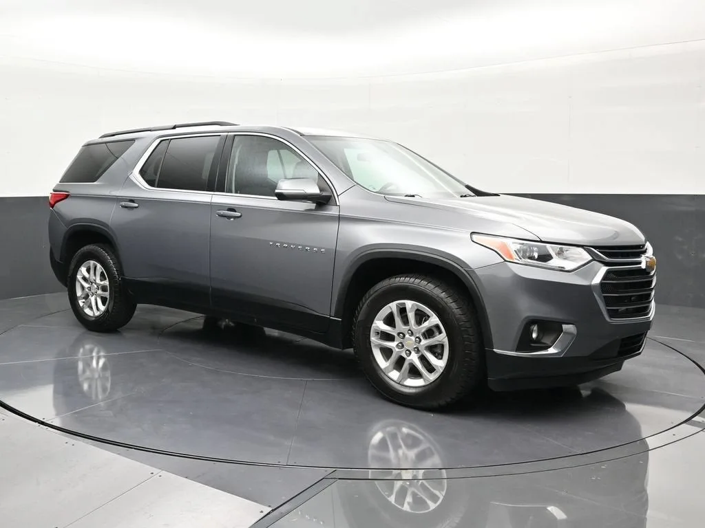2021 Chevrolet Traverse LT Cloth photo 7