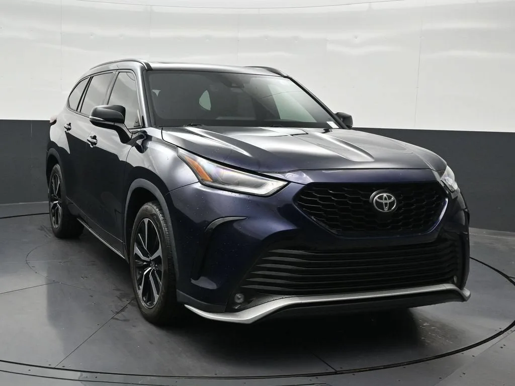 2021 Toyota Highlander XSE photo 8