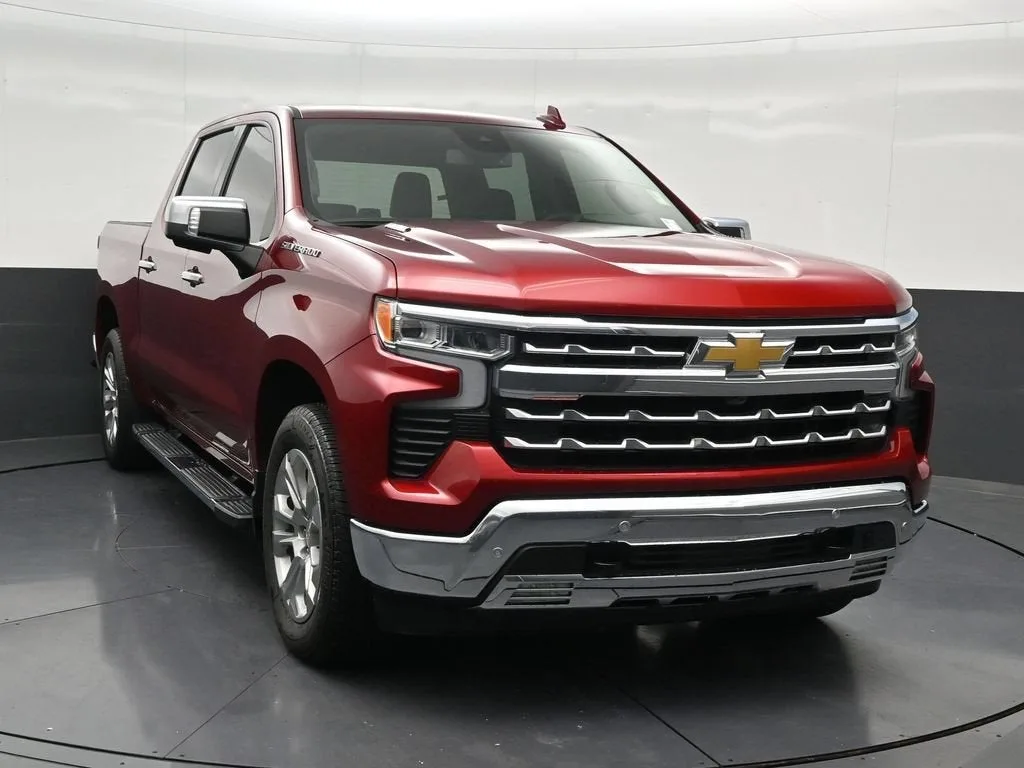 2024 Chevrolet Silverado 1500 LTZ photo 8