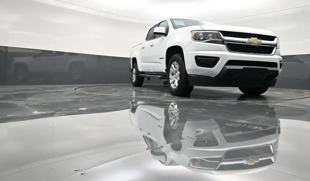 2020 Chevrolet Colorado LT photo 26