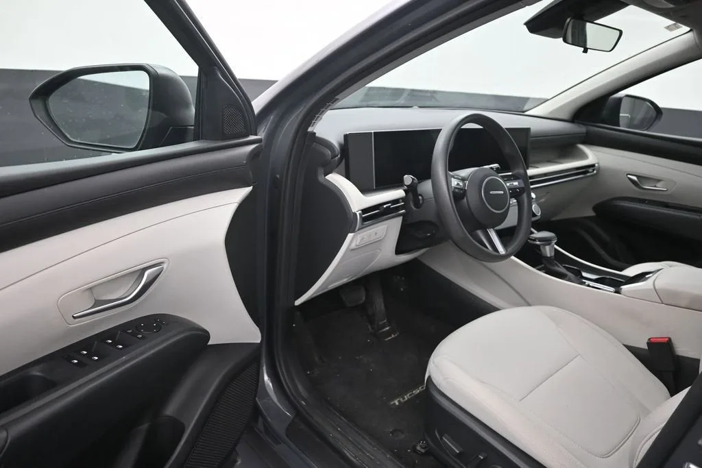 2025 Hyundai Tucson SEL photo 10
