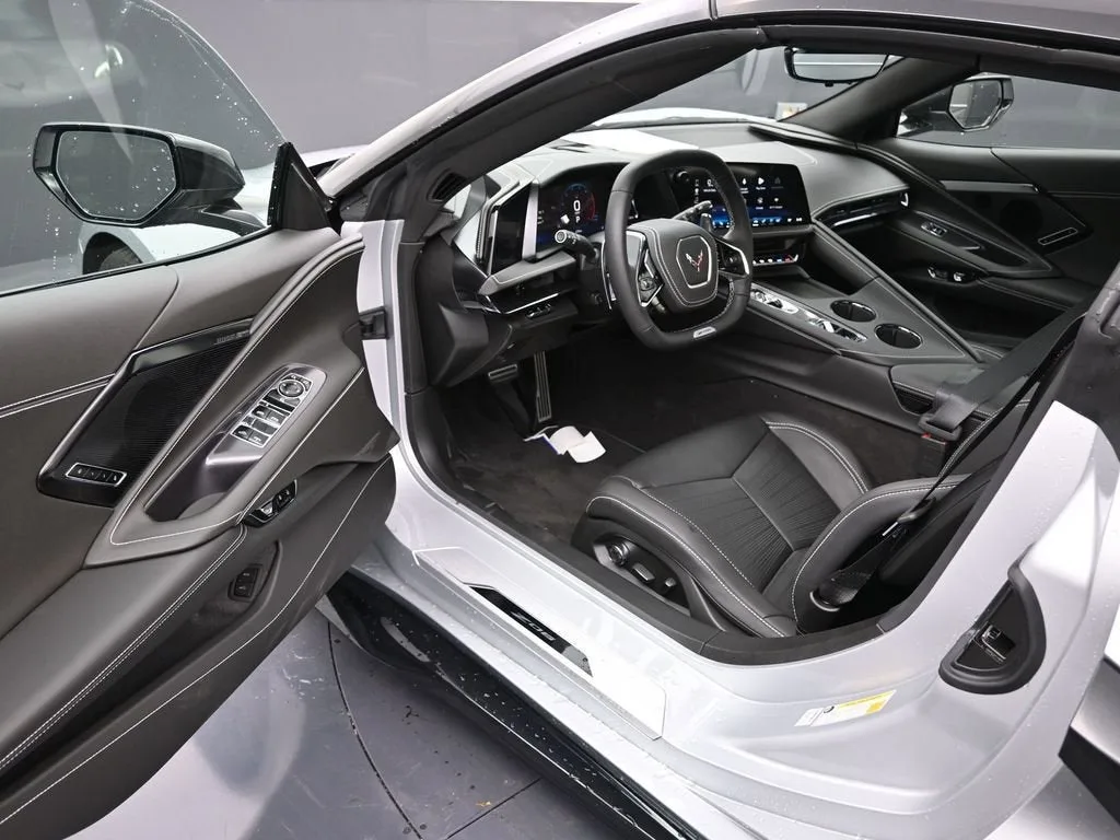 2026 Chevrolet Corvette Z06 2LZ photo 11