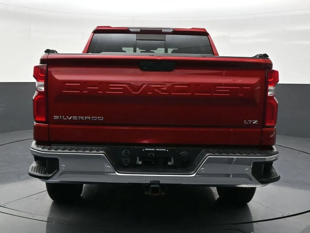 2021 Chevrolet Silverado 1500 LTZ photo 4