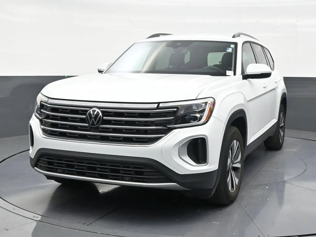 2025 Volkswagen Atlas 2.0T SE photo 8