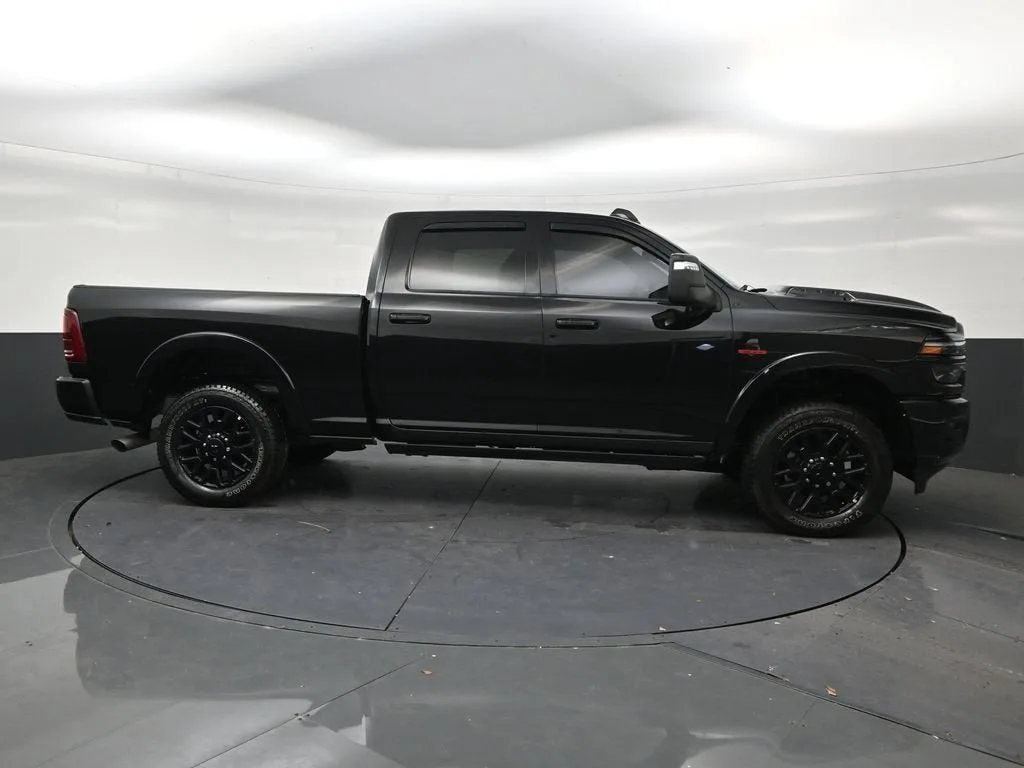 2026 RAM 2500 Limited Crew Cab 4x4 6'4" Box photo 6