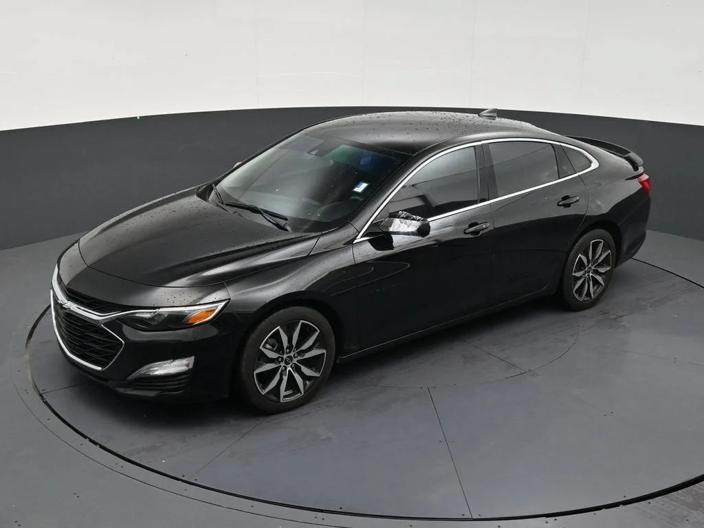 2024 Chevrolet Malibu RS photo 12
