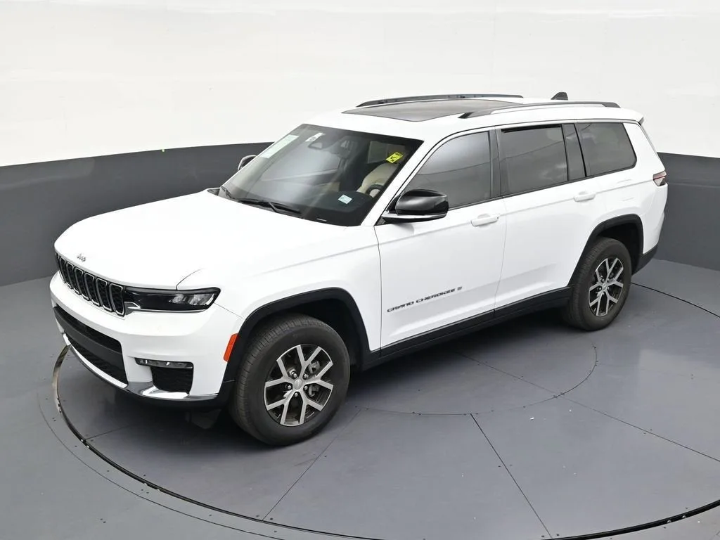2023 Jeep Grand Cherokee L Limited photo 12