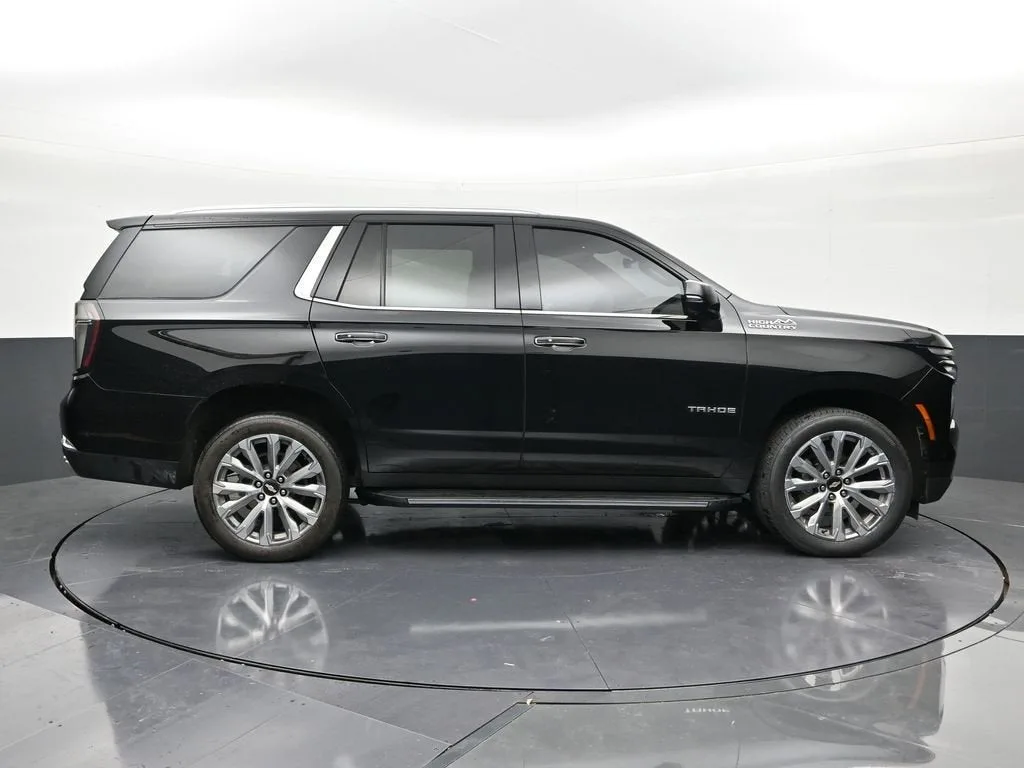 2025 Chevrolet Tahoe High Country photo 6