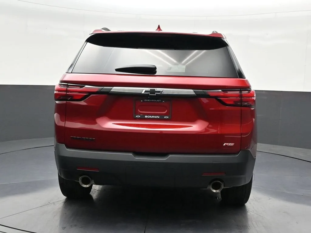 2023 Chevrolet Traverse RS photo 4