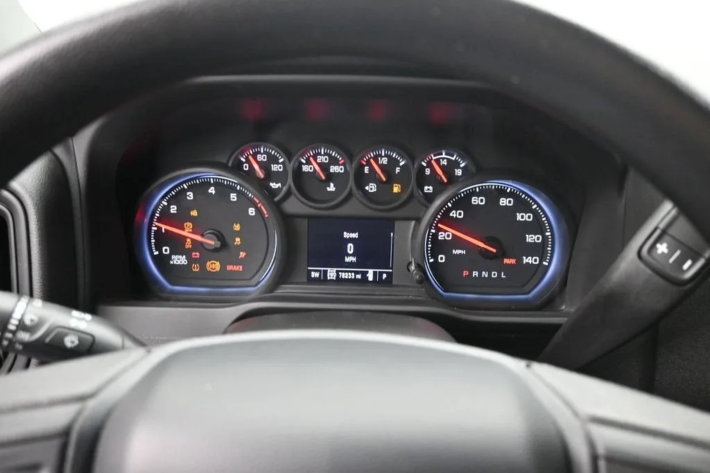 2023 Chevrolet Silverado 2500 HD Custom photo 9