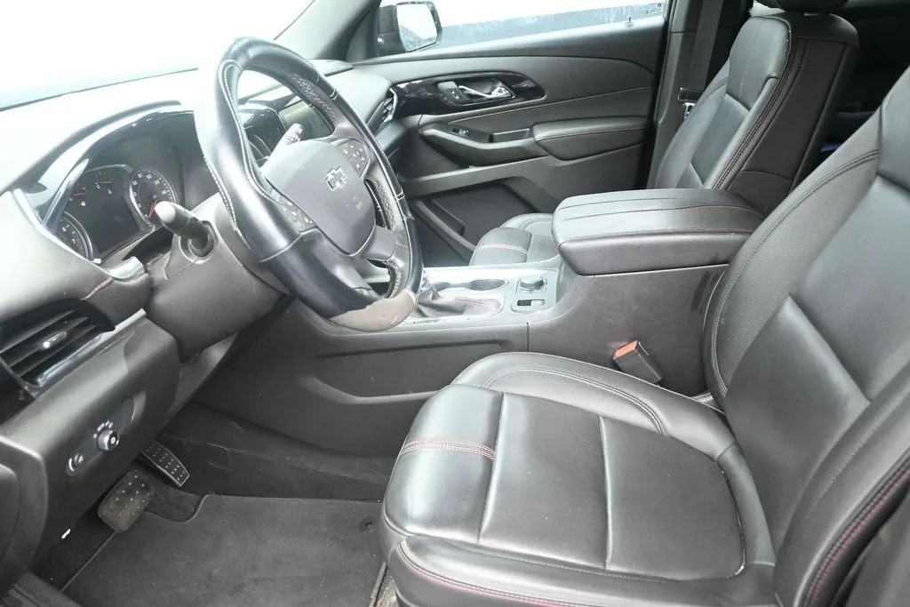 2023 Chevrolet Traverse RS photo 12