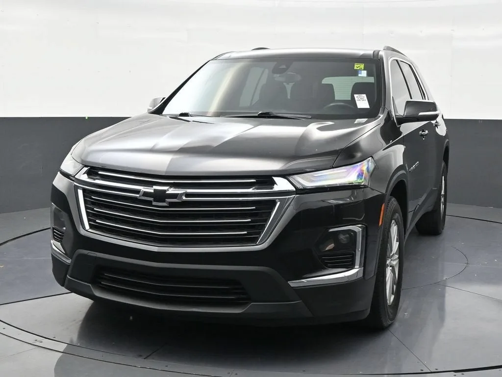 2024 Chevrolet Traverse Limited LT Cloth photo 8