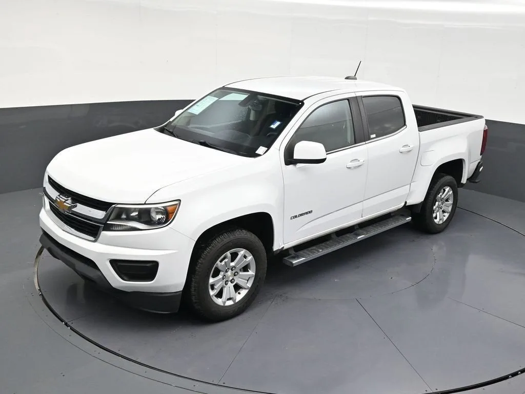 2020 Chevrolet Colorado LT photo 12