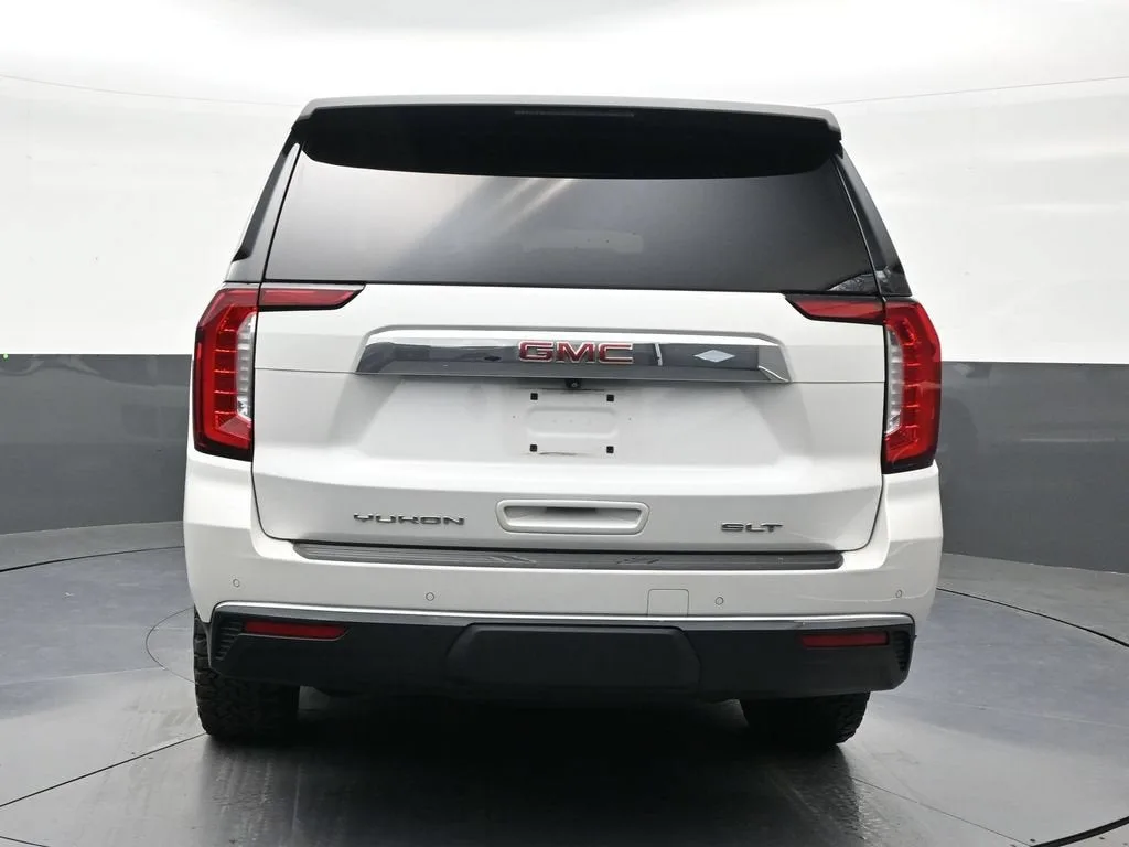2022 GMC Yukon SLT photo 4