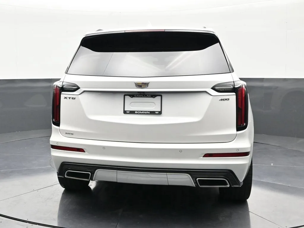 2022 Cadillac XT6 Sport photo 4