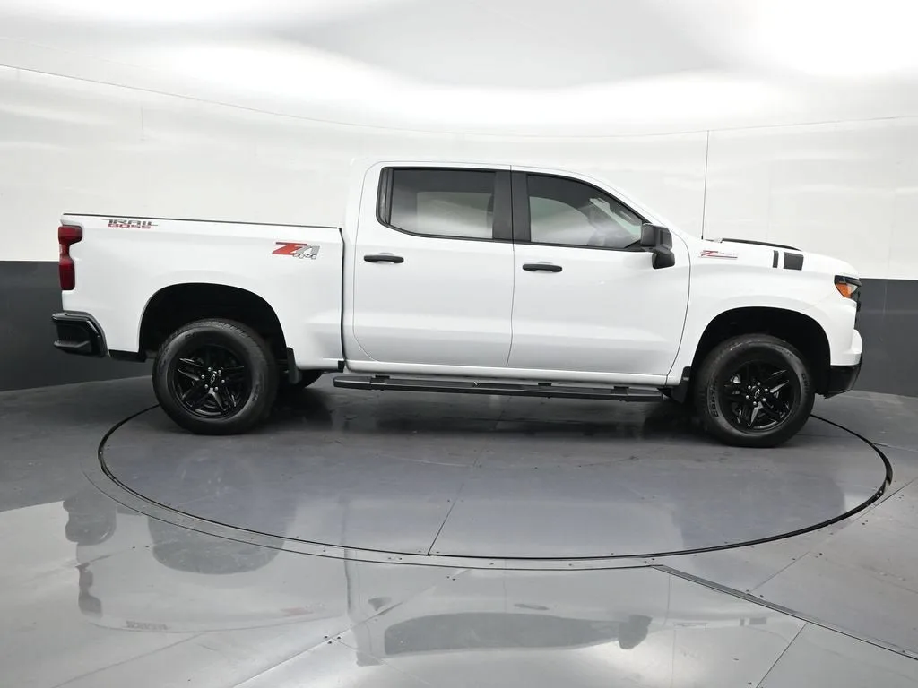2025 Chevrolet Silverado 1500 Custom Trail Boss photo 7