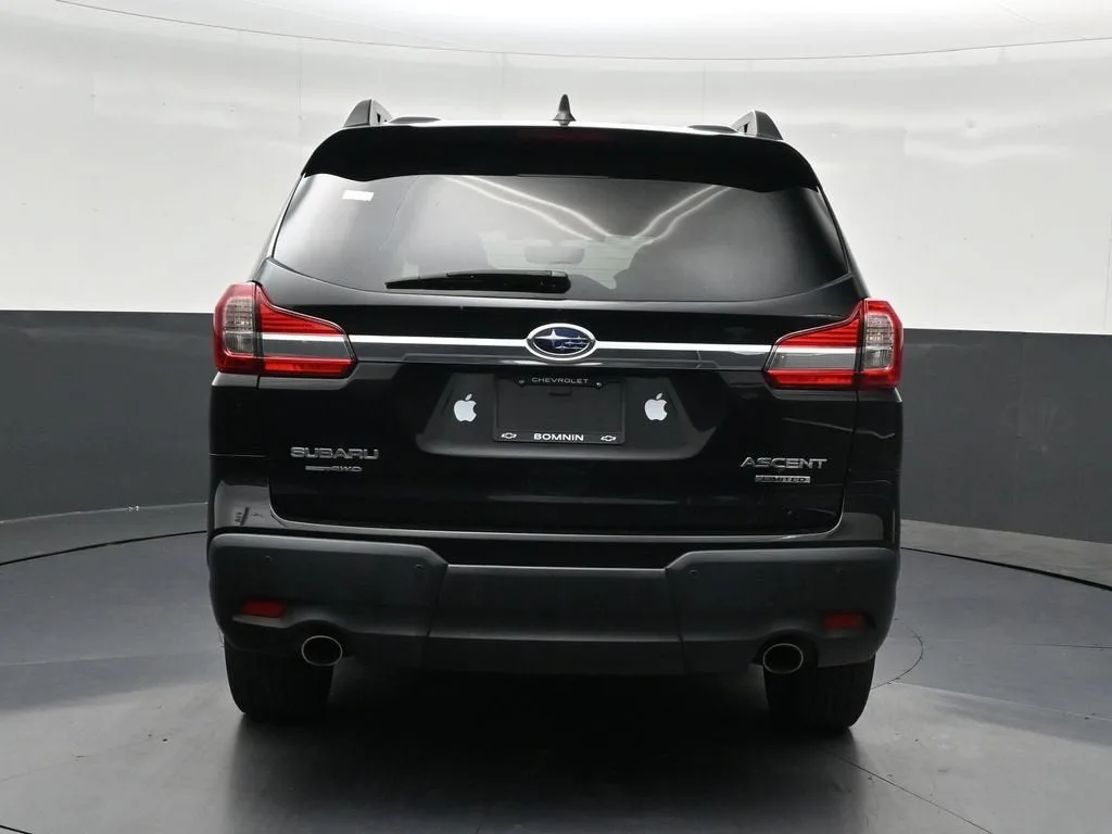 2019 Subaru Ascent Limited photo 4