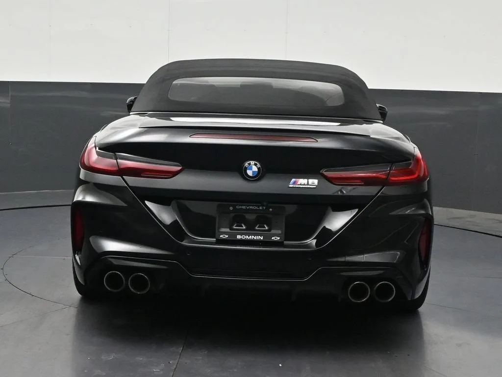 2020 BMW M8 2DR CONV photo 4