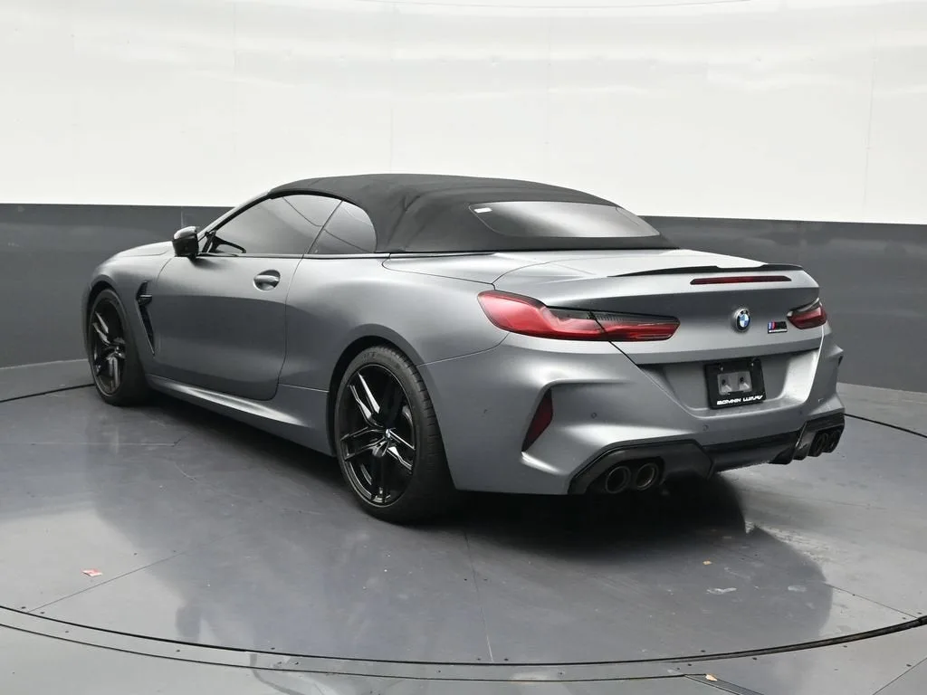 2024 BMW M8 Competition photo 3