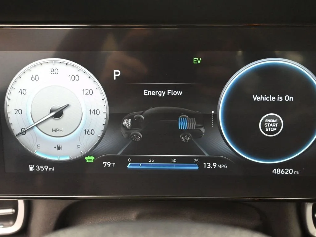 2023 Hyundai Elantra Hybrid Limited photo 9