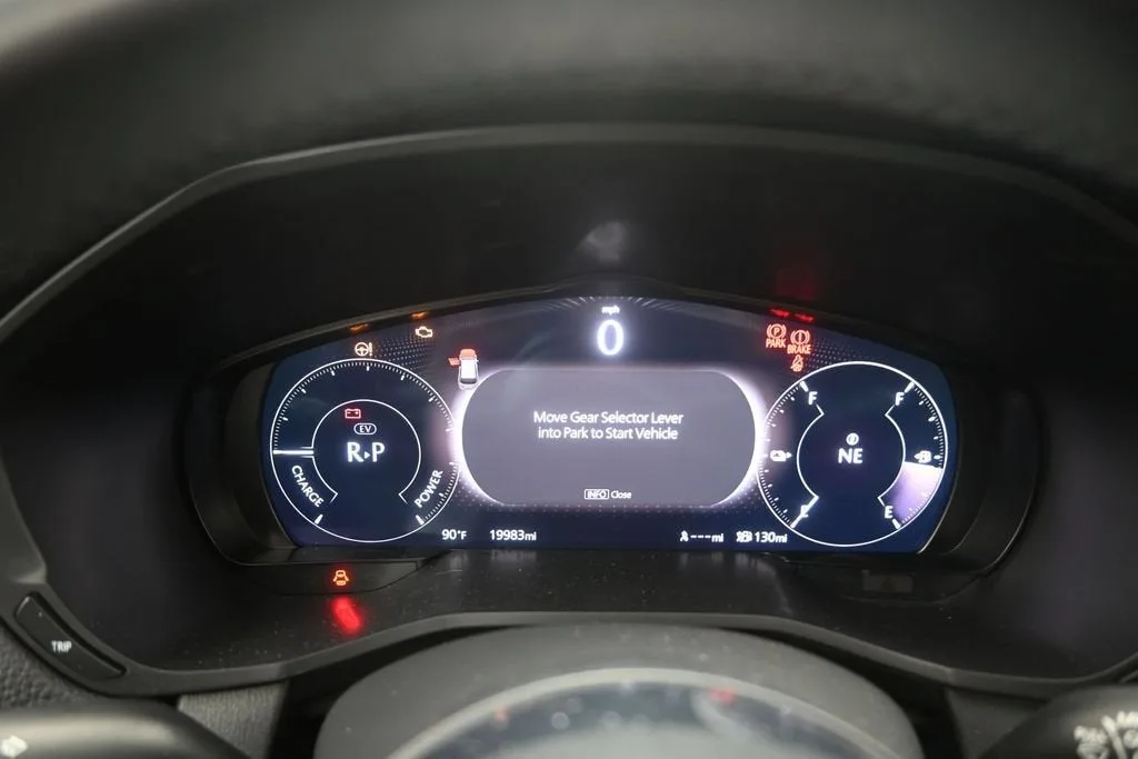 2025 Mazda CX-90 PHEV Preferred Package photo 10