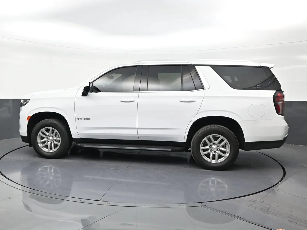 2024 Chevrolet Tahoe LS photo 2