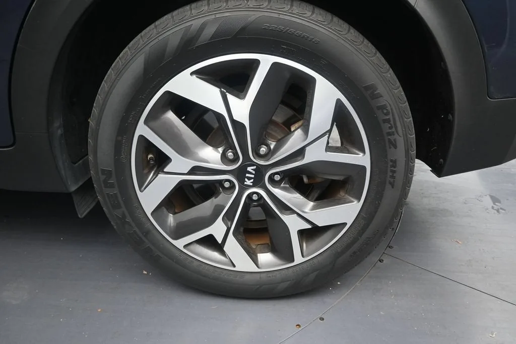 2020 Kia Sportage EX photo 10