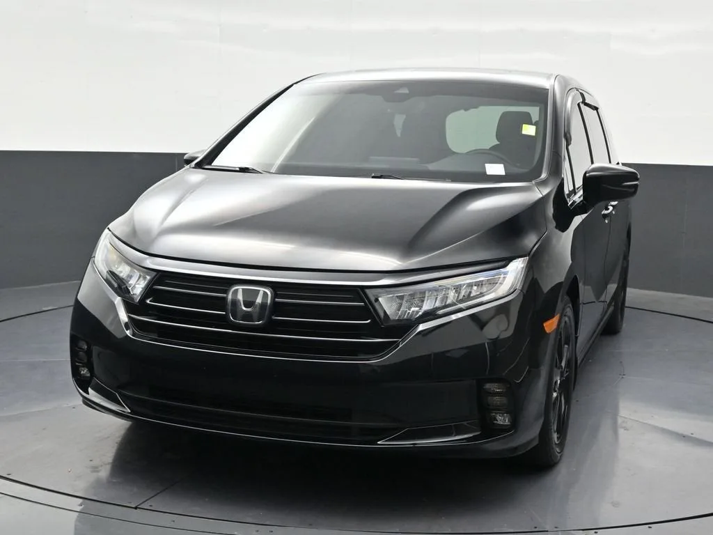 2024 Honda Odyssey Sport photo 8