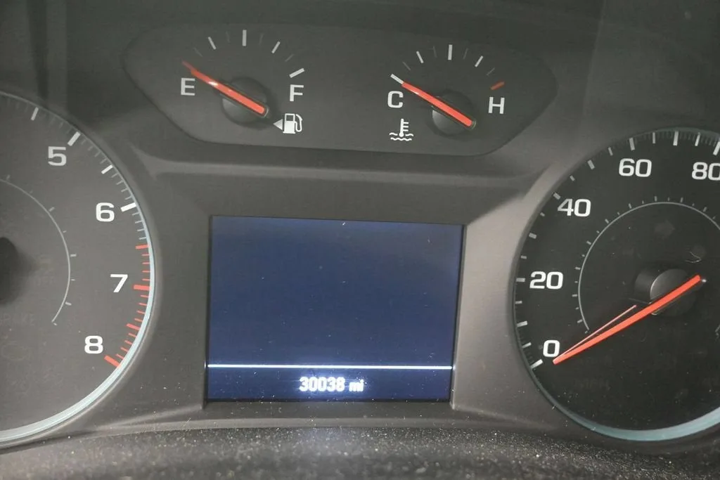 2023 Chevrolet Traverse LT Cloth photo 11